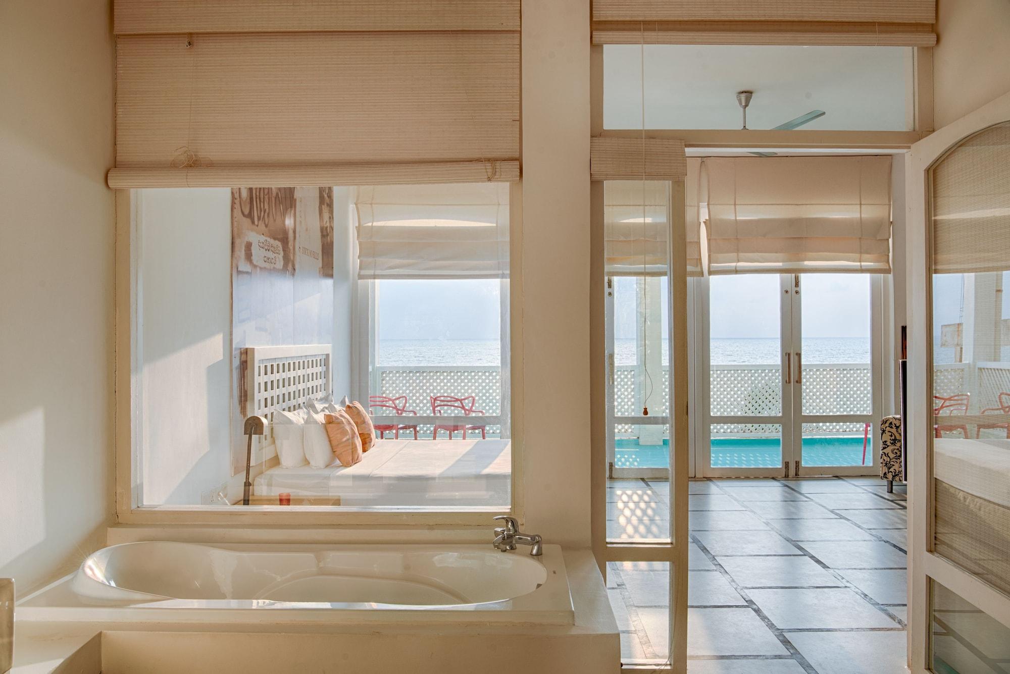 Hotel J Negombo Luaran gambar