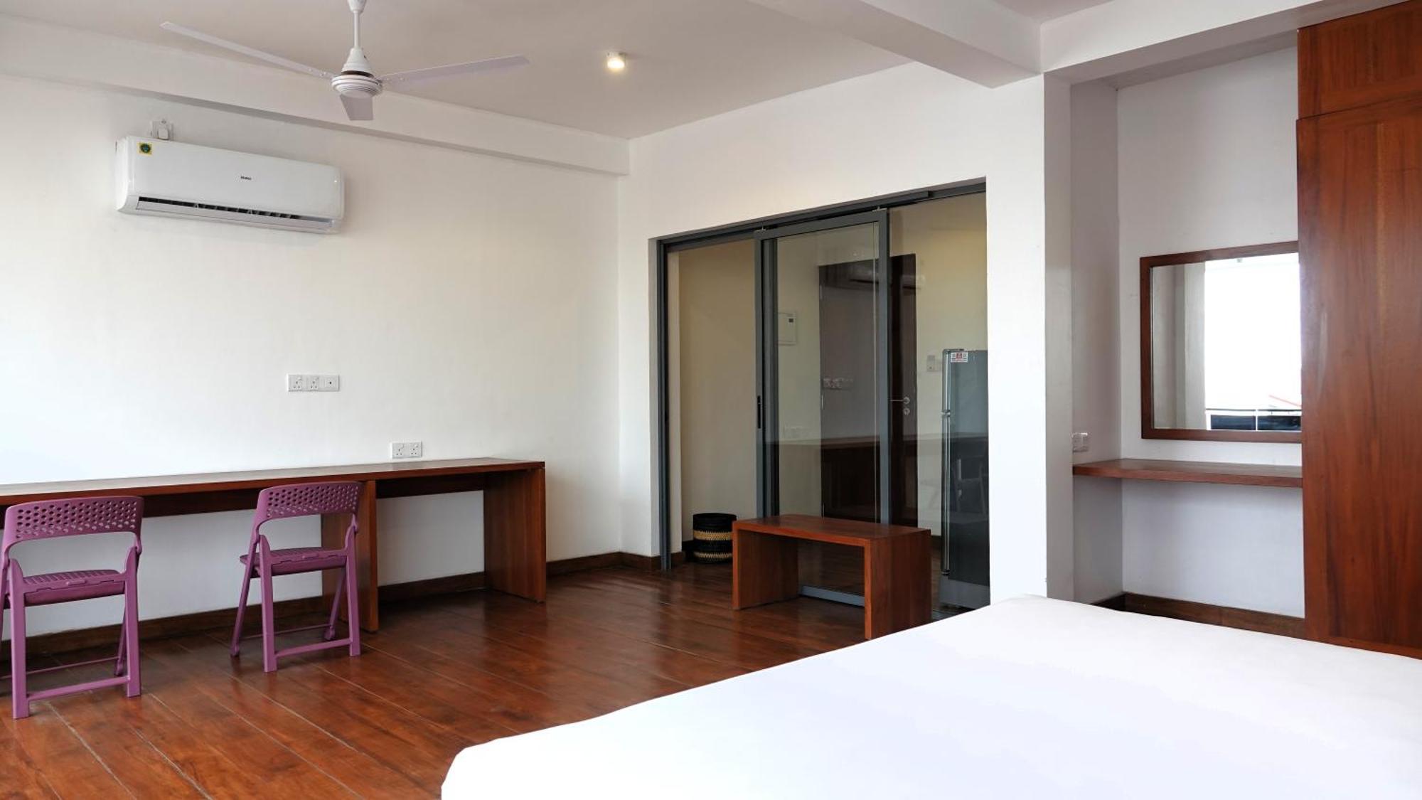 Hotel J Negombo Luaran gambar