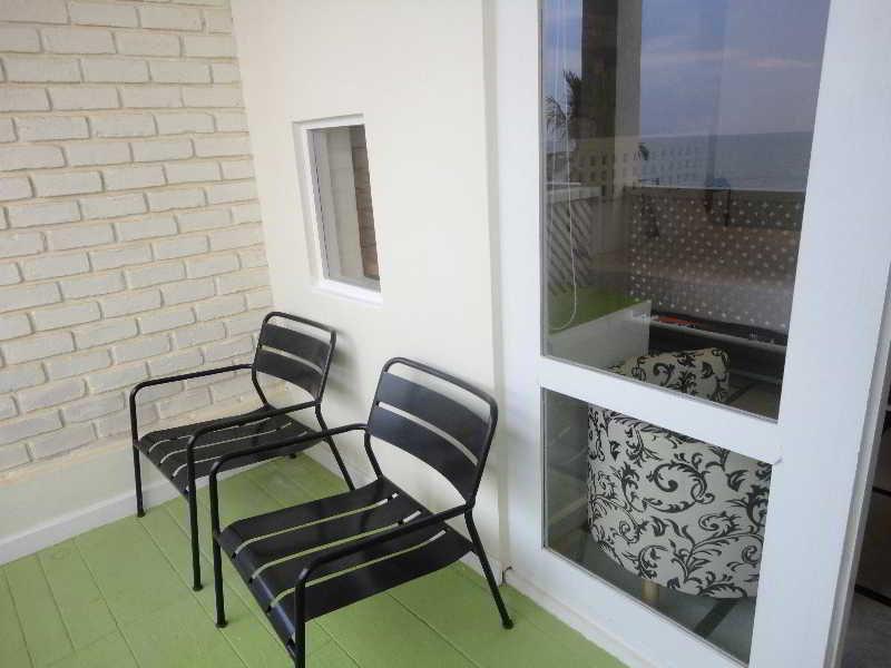 Hotel J Negombo Luaran gambar